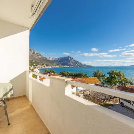 One Bedroom With Sea View 1 Апартаменти *